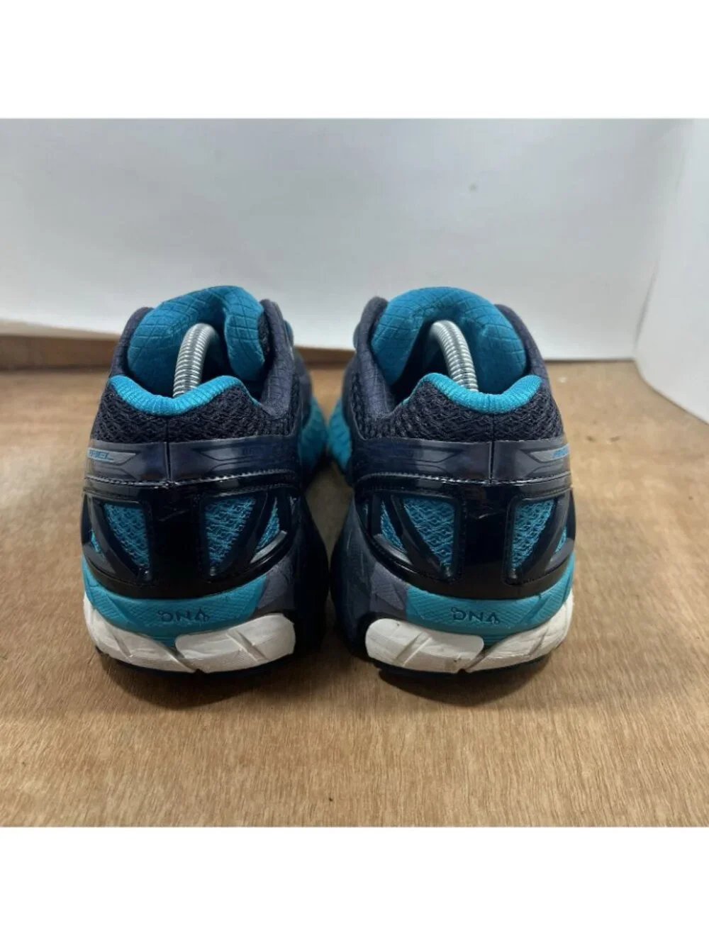 Brooks Ariel 16 Women Size 11.5 Blue Grey Walking Shoes
